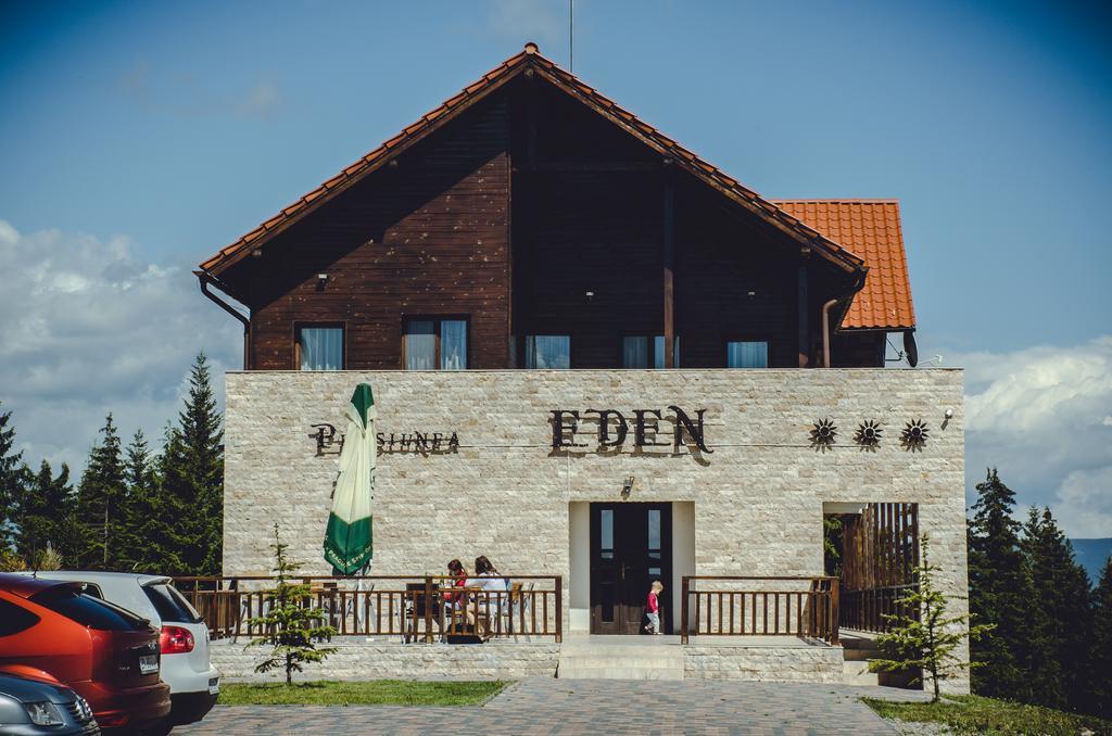 Pensiunea Agroturistica Eden Piatra Fantanele Exterior photo